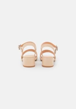 Sandalen - Off-White 11 Sandalen - Off-White -Even&Odd 15d7de265dd54af9bf1d576fc7a87b6e