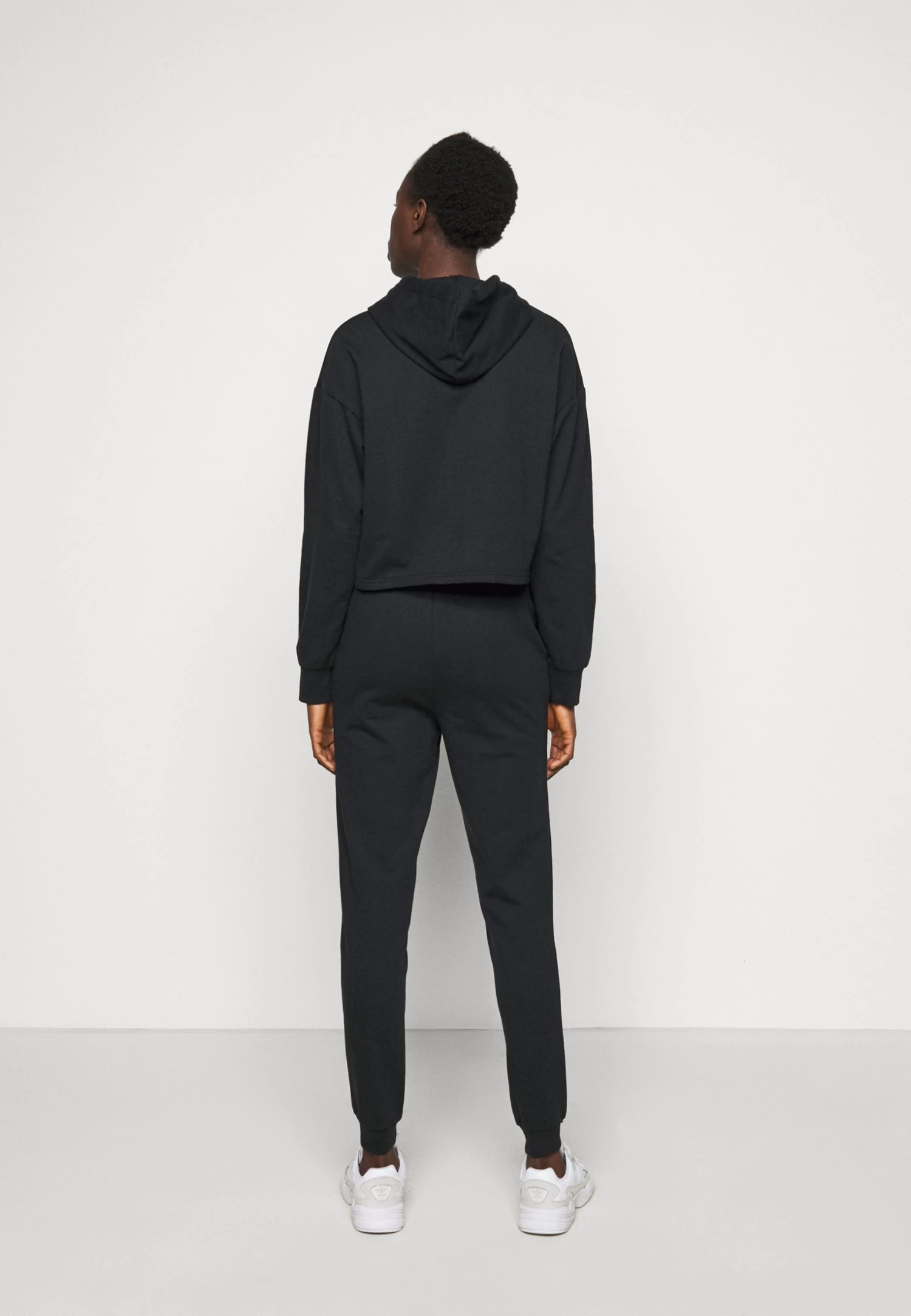 Set - Trainingspak - Black 8 Set - Trainingspak - Black - Afbeelding 6