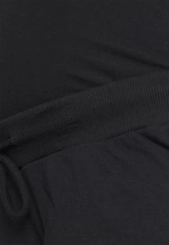 Shorts - Black - Mottled Grey 11 Shorts - Black - Mottled Grey -Even&Odd 5bf49599104a4aefbd2193d0b0924e00