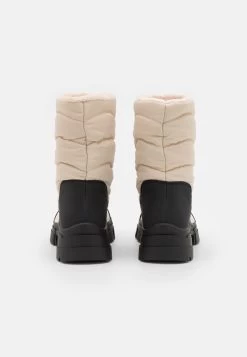Snowboots- Off-White -Even&Odd 6460e3b032a947e3a588a7044e3d5cd7