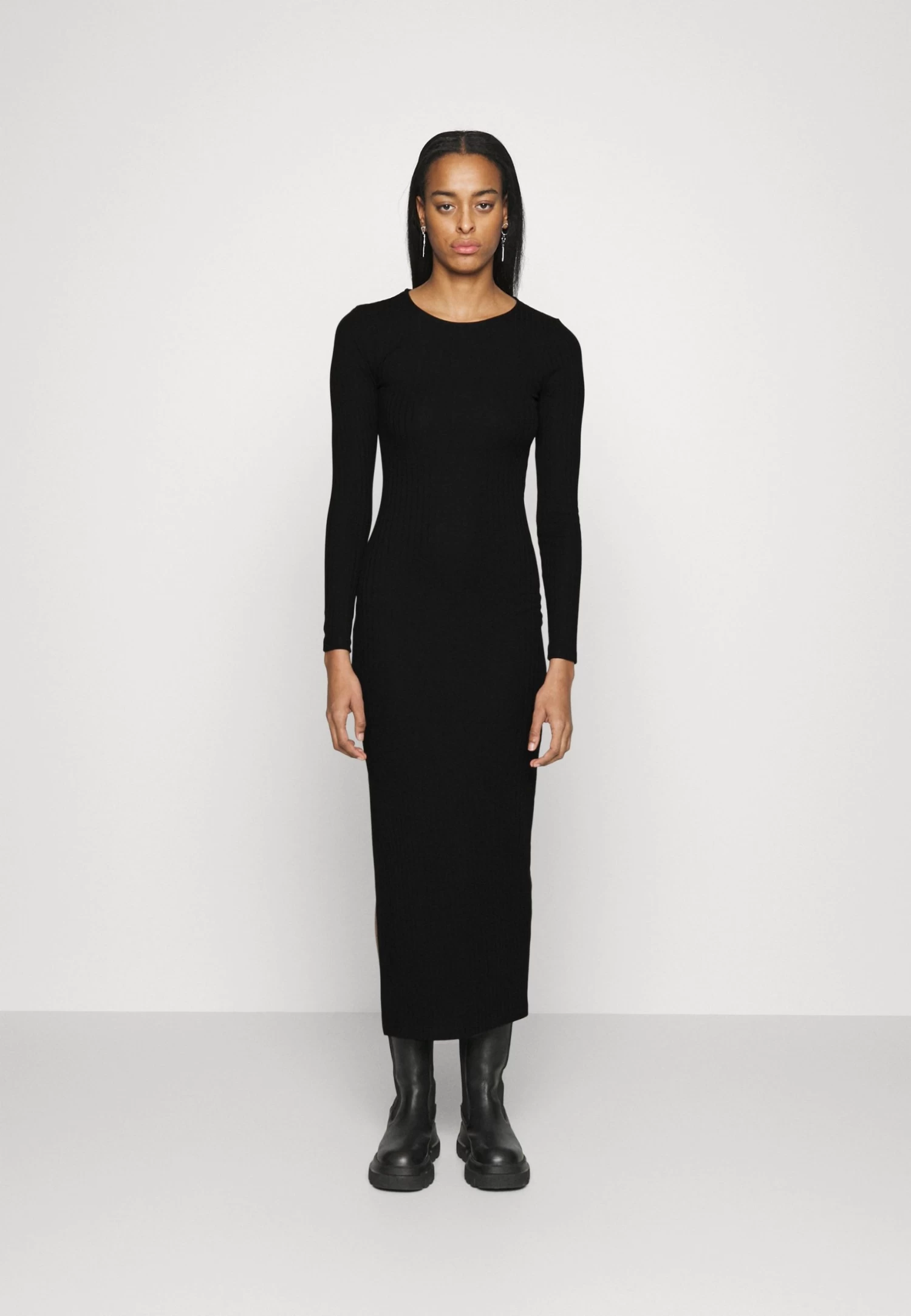 Column Maxi Dress- Maxi-Jurk - Black 3 Column Maxi Dress- Maxi-Jurk - Black