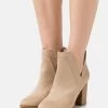Enkellaarsjes Met Hoge Hak - Beige -Even&Odd 7fa3b528b332421f85c32a050d7393c8