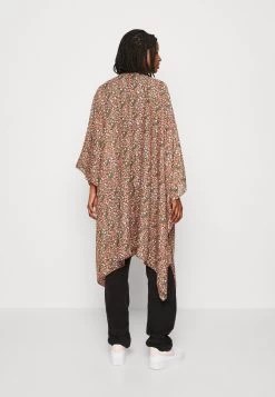 Even&Odd Lichte Jas - Red -Even&Odd 8db7c20118964b33b3af20a46855d6ec