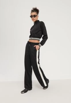 Even&Odd Trainingsbroek - Black 8 Even&Odd Trainingsbroek - Black -Even&Odd 9c4eda5bba10471a855a49523372da82