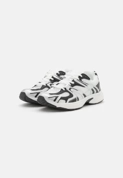 Even&Odd Sneakers Laag - Black/Silver -Even&Odd e458d0bb4a594317b5a08f32c8b77f94