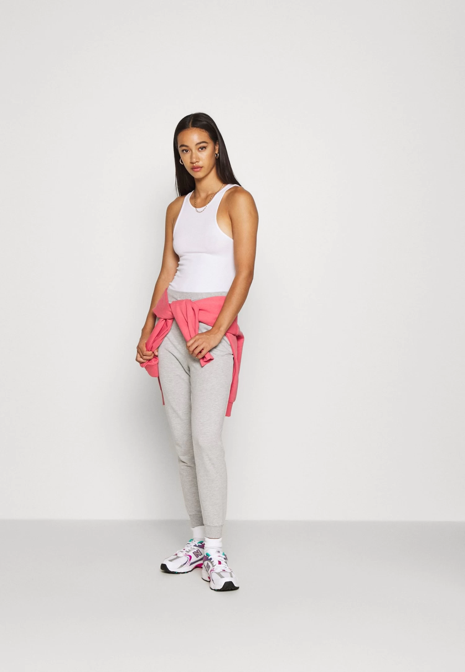 Even&Odd 2Er Pack - Slim Fit Joggers - Trainingsbroek - Mottled Light Grey/Black 4 Even&Odd 2Er Pack - Slim Fit Joggers - Trainingsbroek - Mottled Light Grey/Black - Afbeelding 2